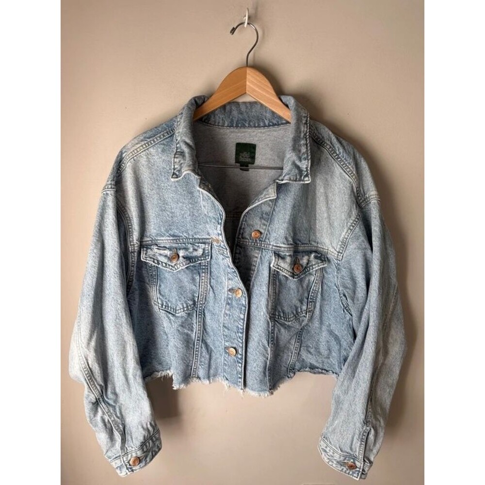 Wild Fable Light Wash Cropped Distressed Denim Jacket XL
